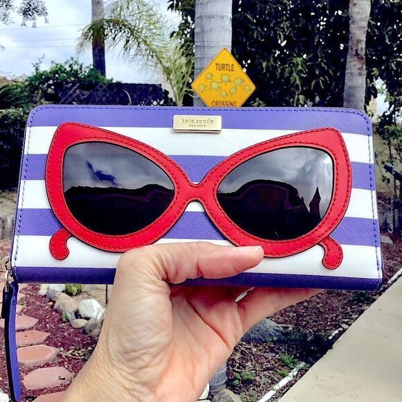 KATE SPADE NOVELTY SUNGLASSES WALLET - Picture 4 of 7
